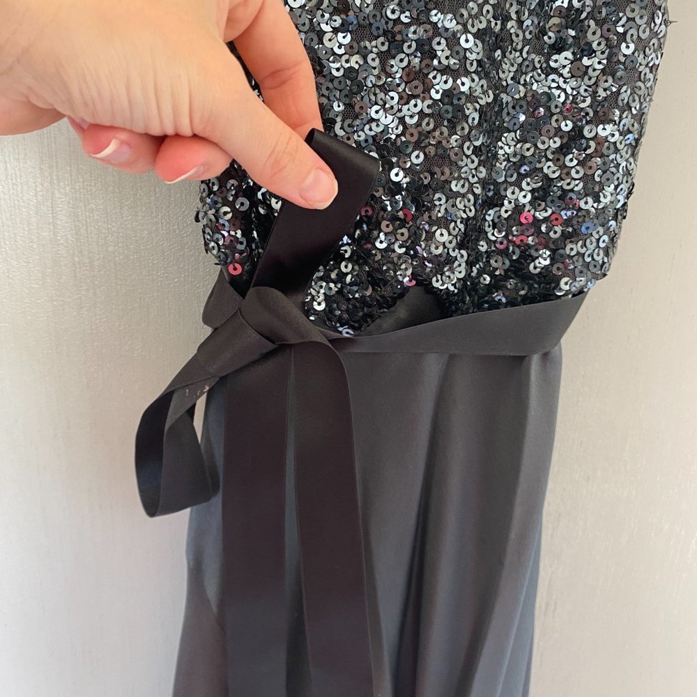 BCBG MaxAzria - Picture 9 of 11
